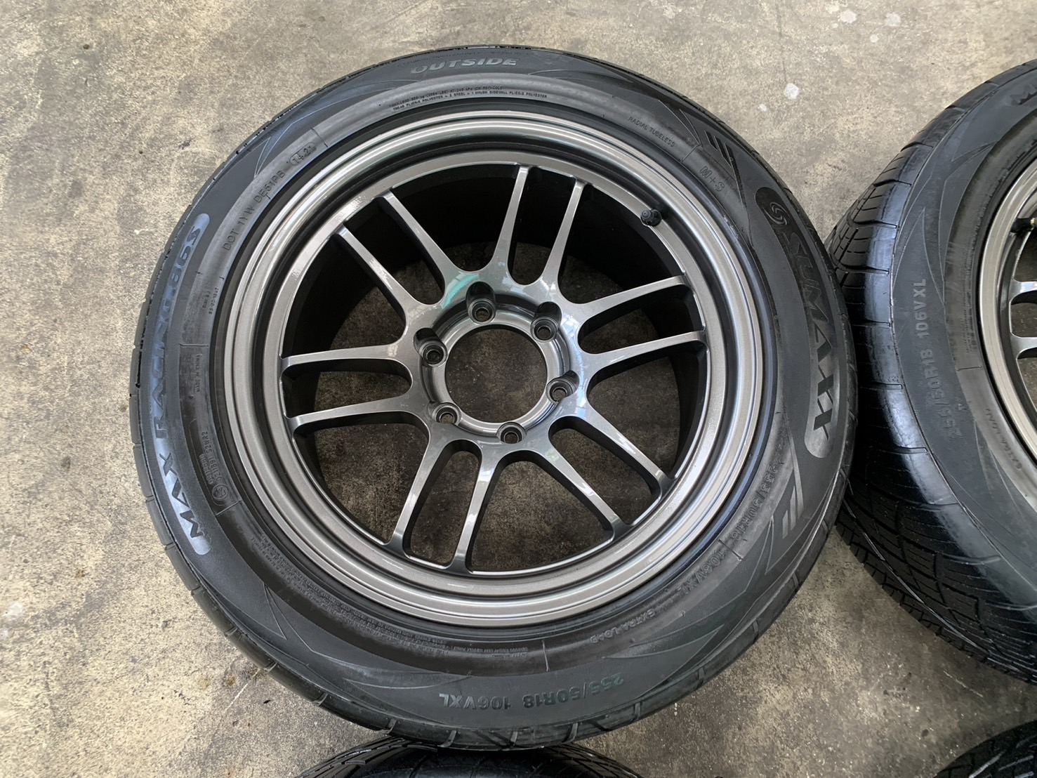 ✨ล้อแม็กพร้อมยาง✨6รู139 RP2 ขอบ 18 สีเทา💖สภาพสวย💖