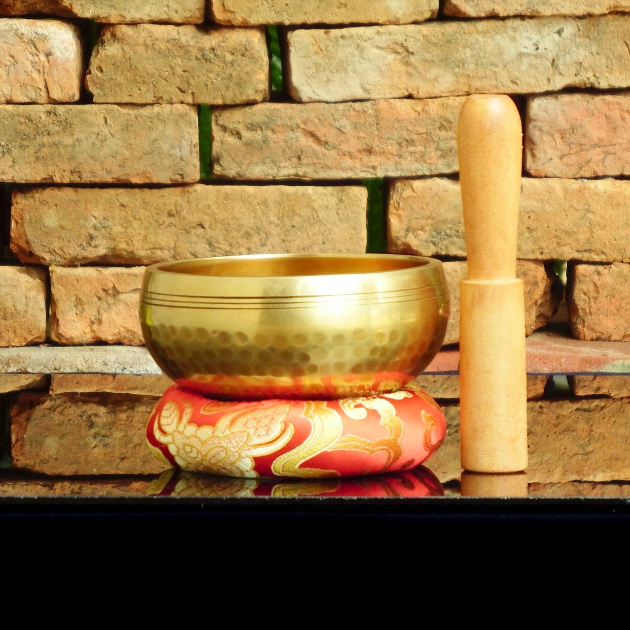 ขันทิเบต(ทองเหลือง) Tibetan Singing Bowl งานทำมือโดยช่างฝีมือชาวเนปาล (9.5 cm.)
