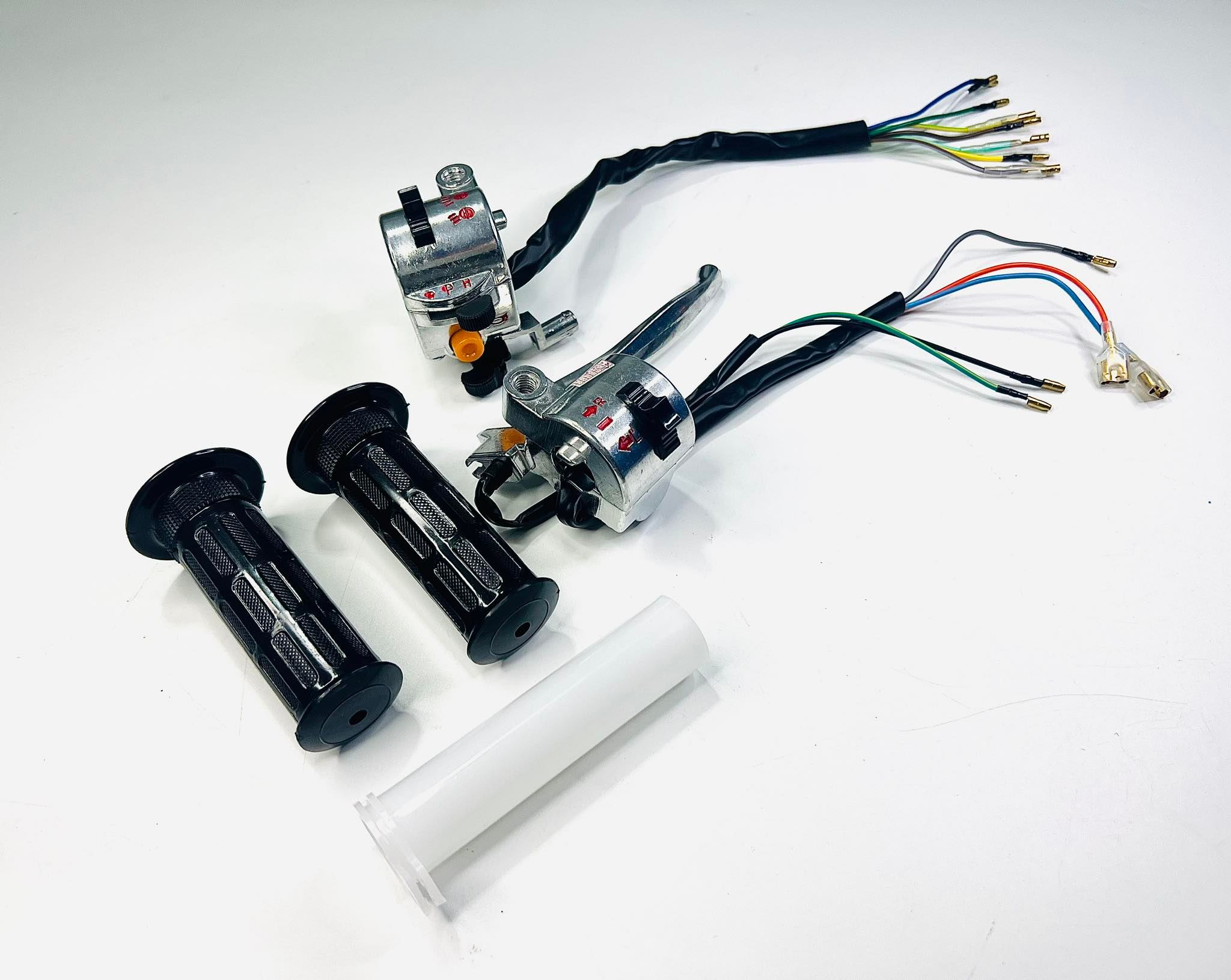 สวิทแฮนด์ซี50 ซี70 ซ้ายขวา พร้อมมือเบรค ปลอกมือ ครบชุด L