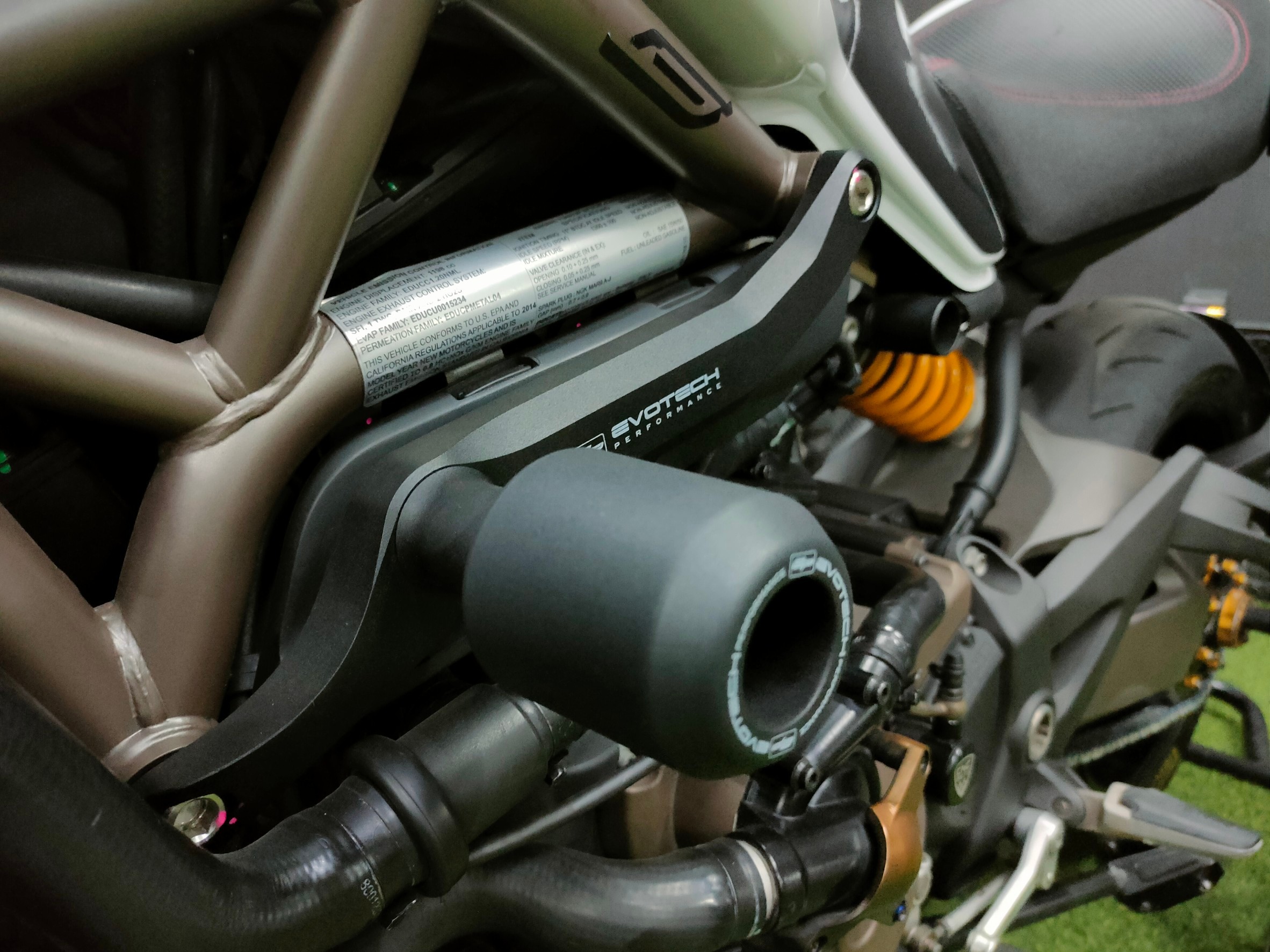 แรร์ไม่แรร์ไม่รู้...แต่ในออนไลน์นับคันได้เลย⁉️ 😱Ducati Monster1200S รถปี15 💥ตัวเปล่าก็ล้านแล้ว...ยัดเพิ่มอีก2แสน💥