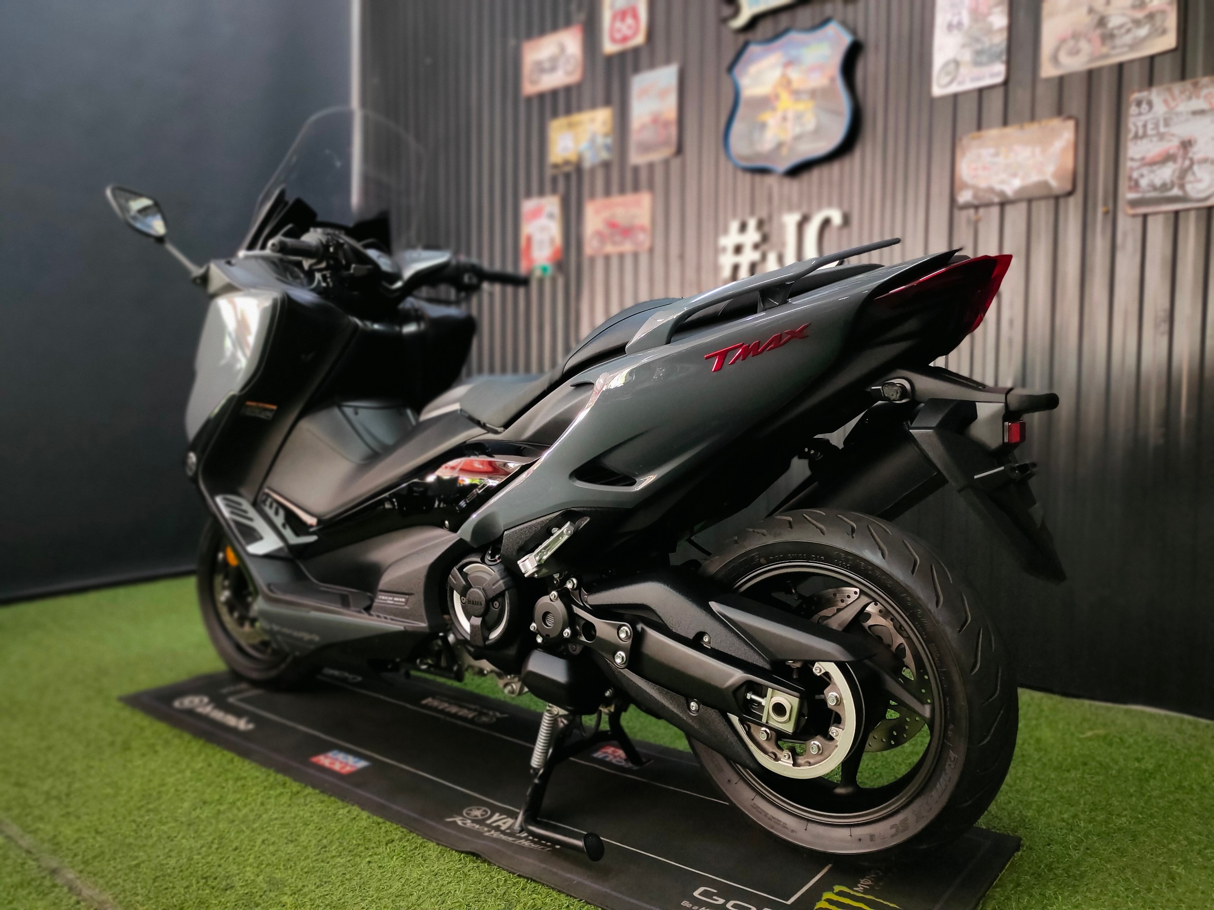 โซฟาซิ่ง เข้าใหม่ทั้งที....จัดตัวTopสุดไปเลย 🤟 YAMAHA TMAX 560 TechMax รถปลายปี 2021 (นางฟ้า) นางฟ้า3พันโล "โคตรสวย"