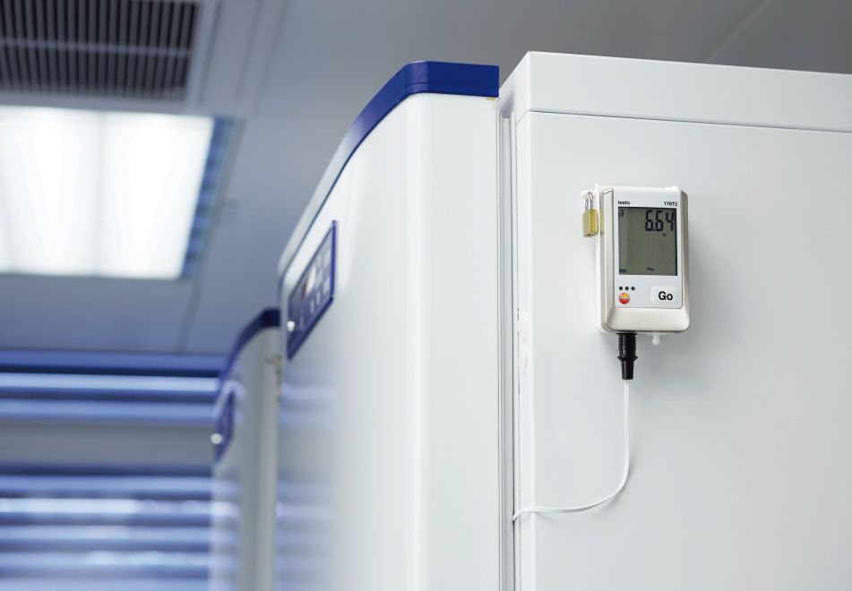 เครื่องวัดและบันทึกอุณหภูมิ Datalogger -100 to +400 °C