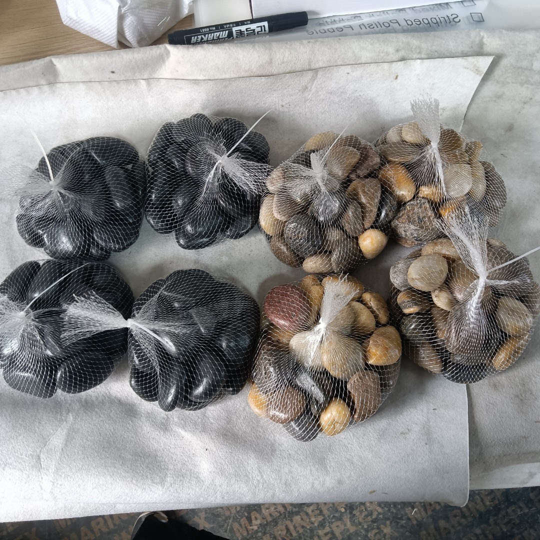 หินกรวดดำเงาบาหลี