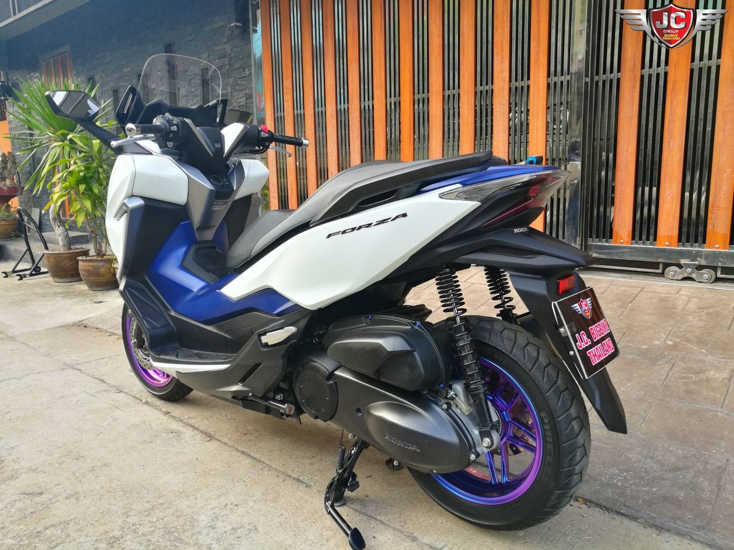 รถบ้านมือเดียวแท้ รถ9เดือน 9,xxxkm.