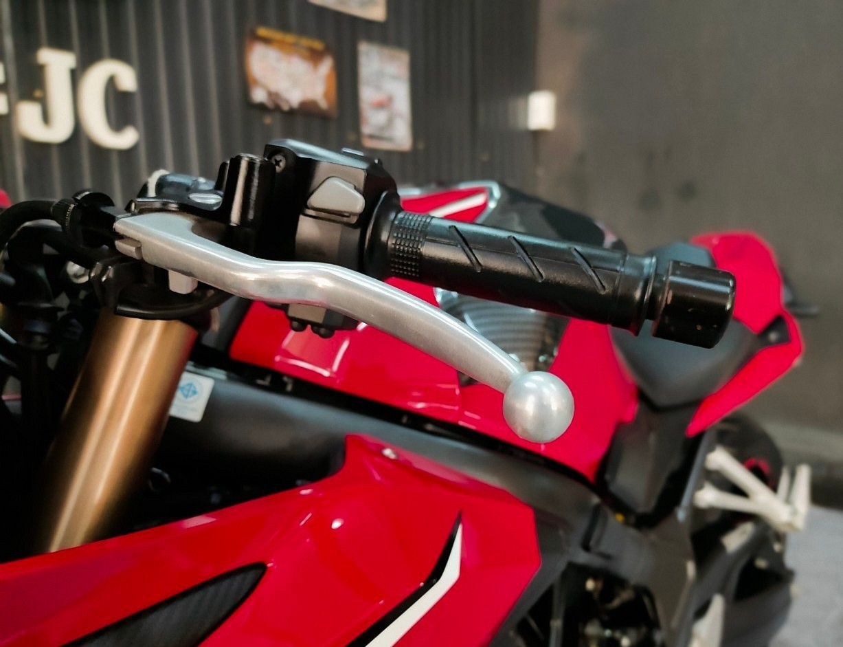 นางฟ้าเข้าใหม่ไมล์(ห้า)พัน 😁 HONDA CBR650R รถปลายปี 2019 เจ้าของเดียวทรงดีขี่หล่อได้เลย 😎
