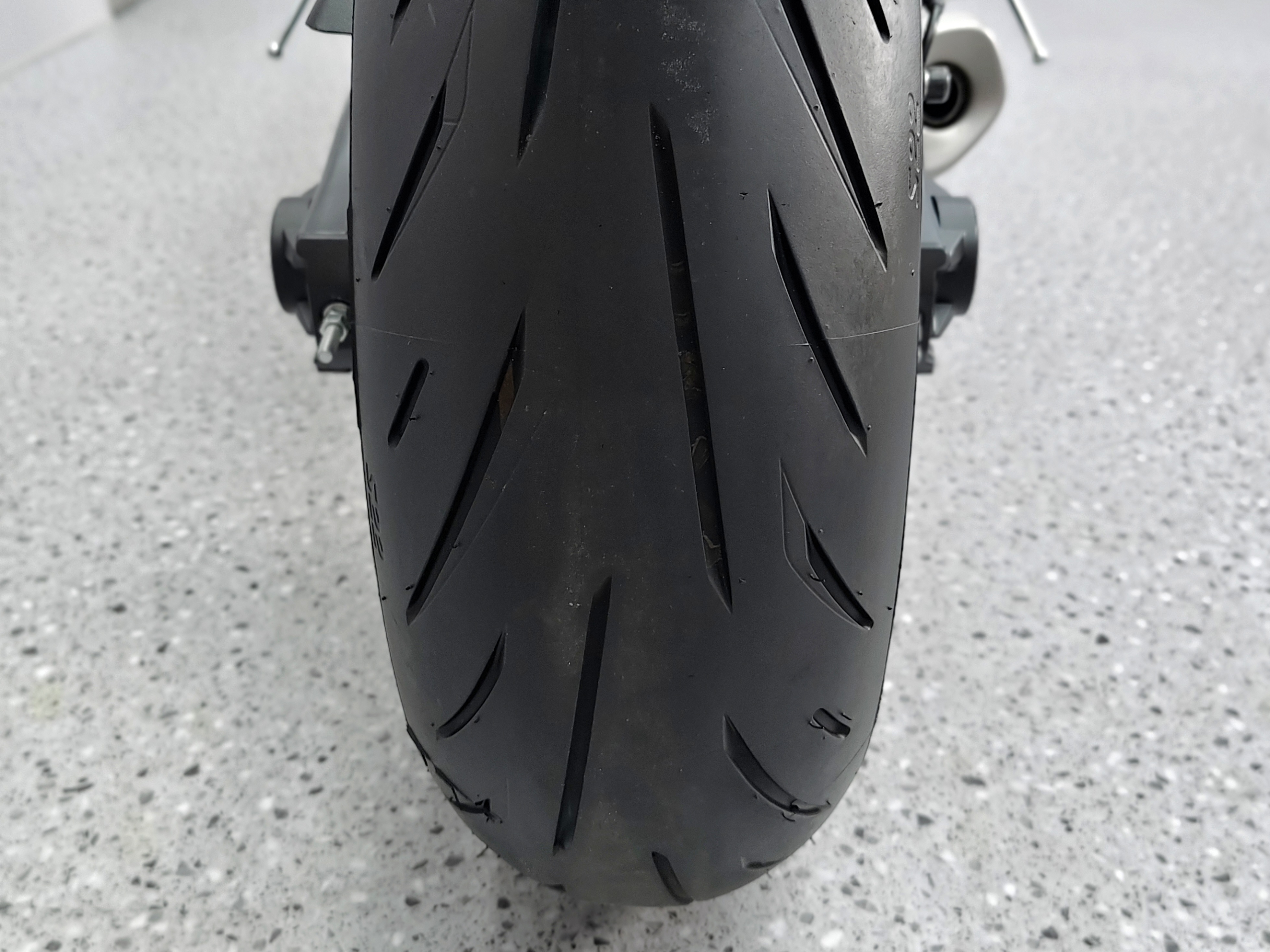 ออกแทนรถใหม่ไม่มีเขิน 💥 YAMAHA YZF-R7 กลางปี 2024แท้ สภาพไร้ตำหนิ‼️