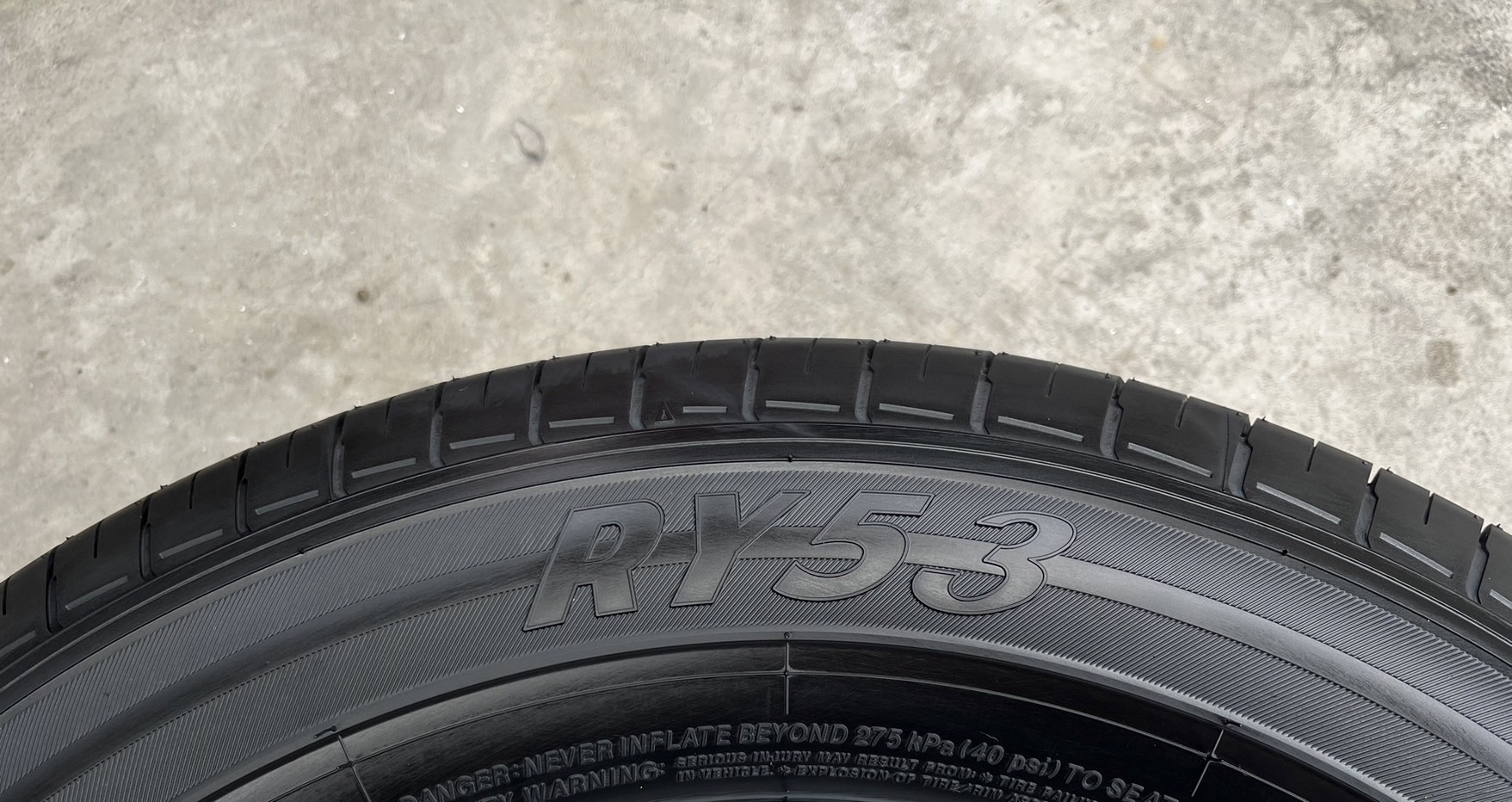 ♨️ปี 24♨️✨ยางป้ายแดง✨205-70-15 Yokohama🚘เหมาะสำหรับ รถกระบะตัวเตี้ย รถกระบะสายบรรทุก