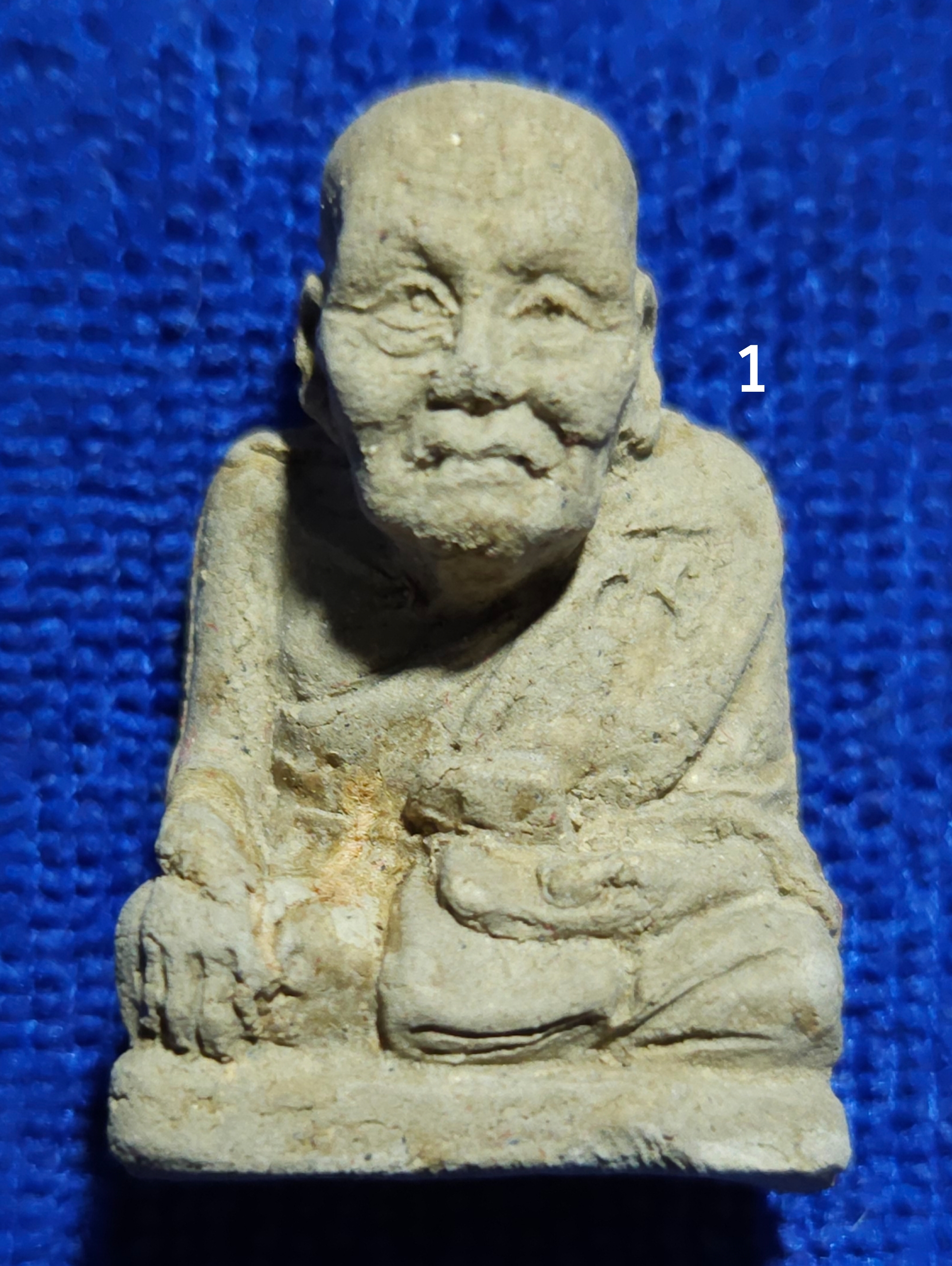 หลวงปู่ทวดโพธิสัตว์ รุ่นชนะมาร (มีจีวร+รอยจาร) หลวงตาม้า วัดถ้ำเมืองนะ เชียงใหม่.(7).