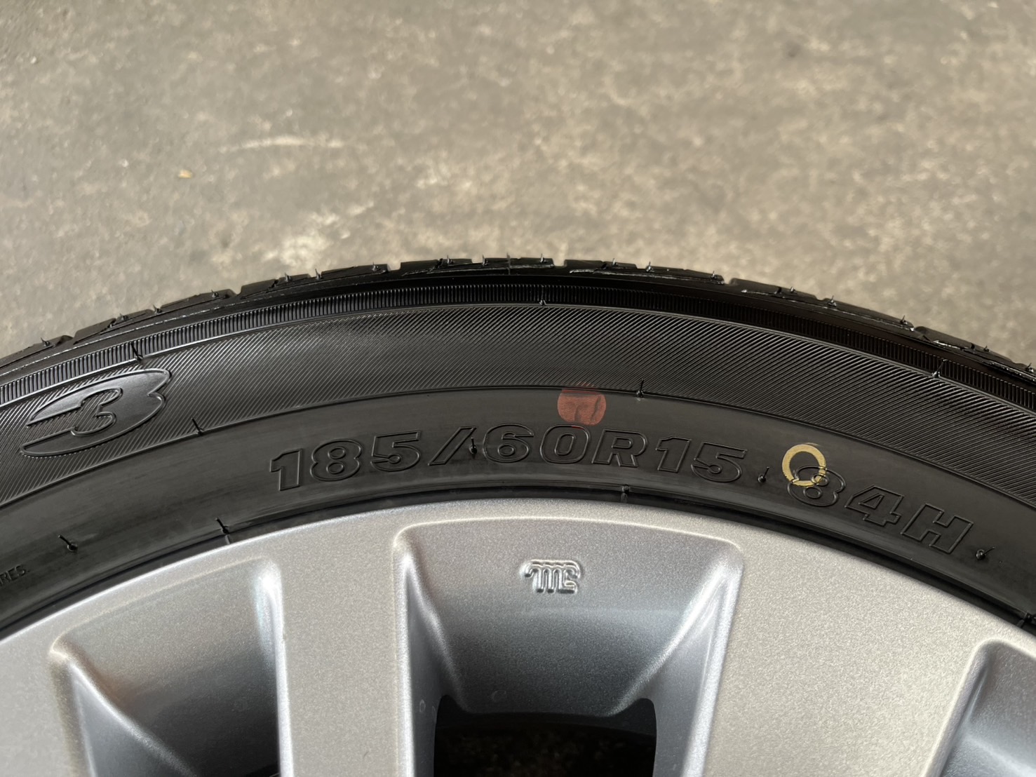 💥ปี 25💥✨ล้อแม็กป้ายแดง✨Honda City รุ่นใหม่ล่าสุด ขอบ 15 พร้อมยางใหม่ป้ายแดง 185-60-15 Maxxis💖