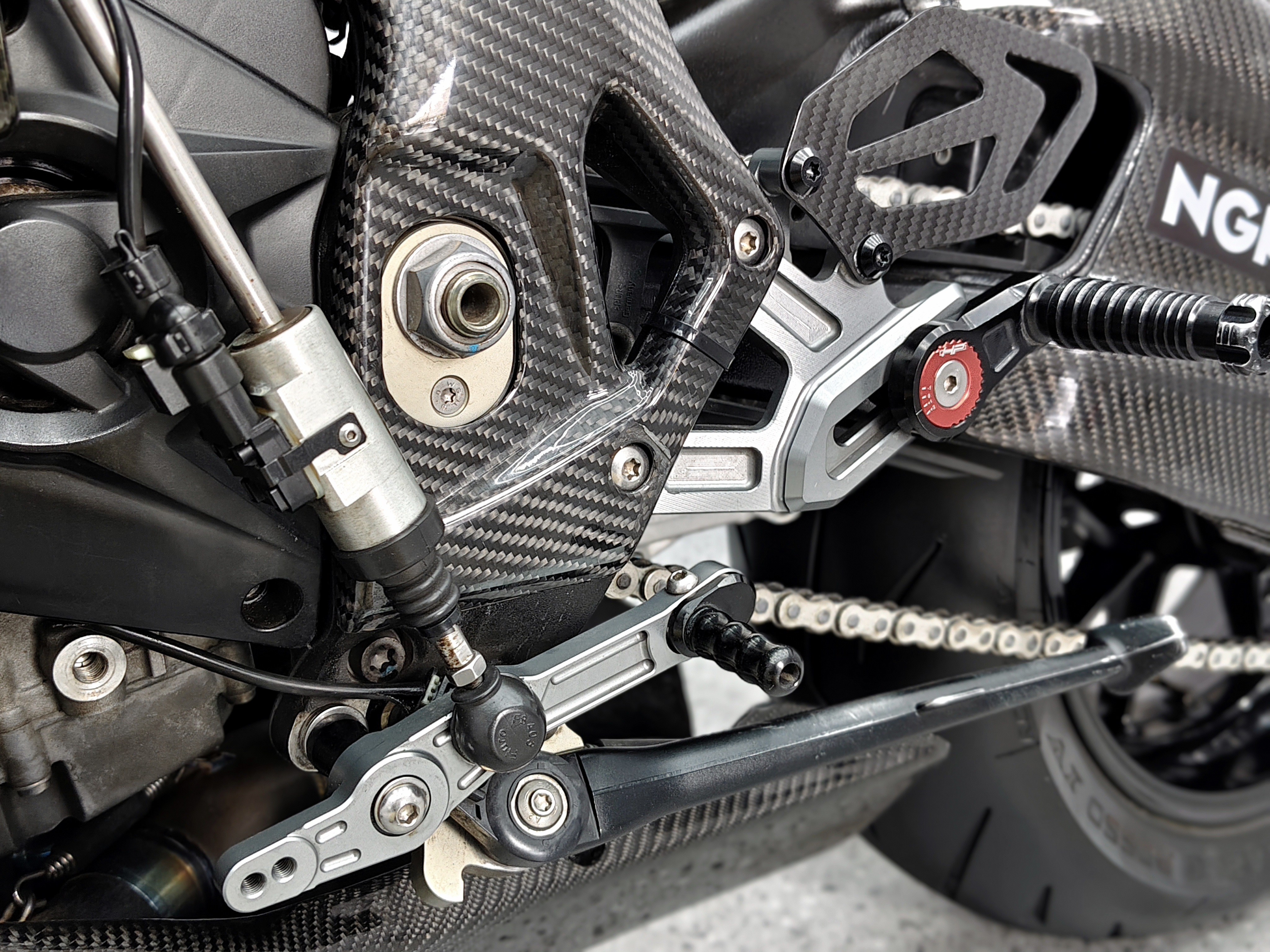 🦈 ฉลามบุก....ชุดแต่ง Full Carbon‼️ BMW S1000RR abs PRO กลางปี 2017 สุดจัดในย่านนี้ 💥 Serviceใหญ่แล้ว