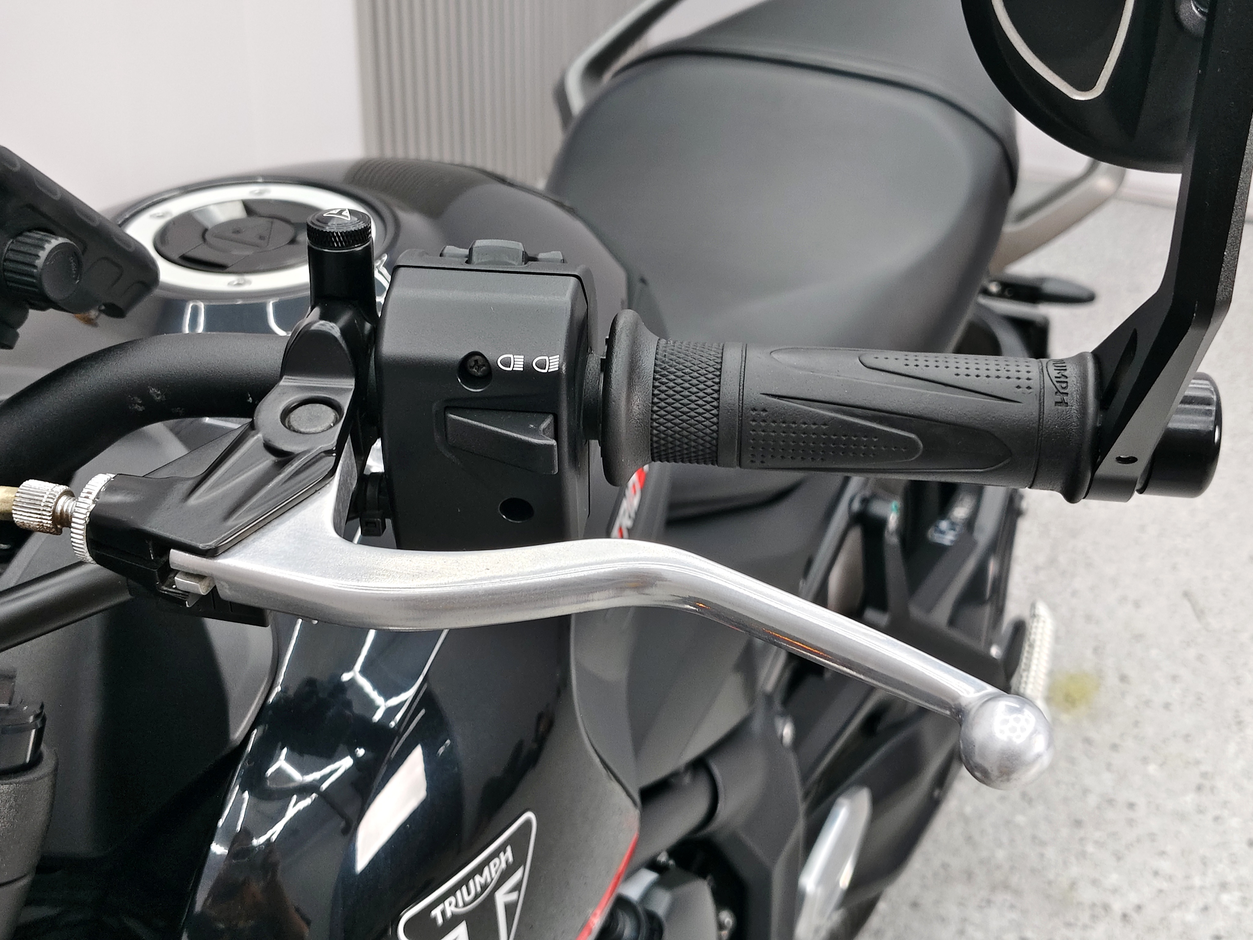 ขี่ดีคล่องตัว TRIUMPH TRIDENT660 ปี 2021 รถสวยวิ่งน้อยโปรโมชั่นโดนๆ