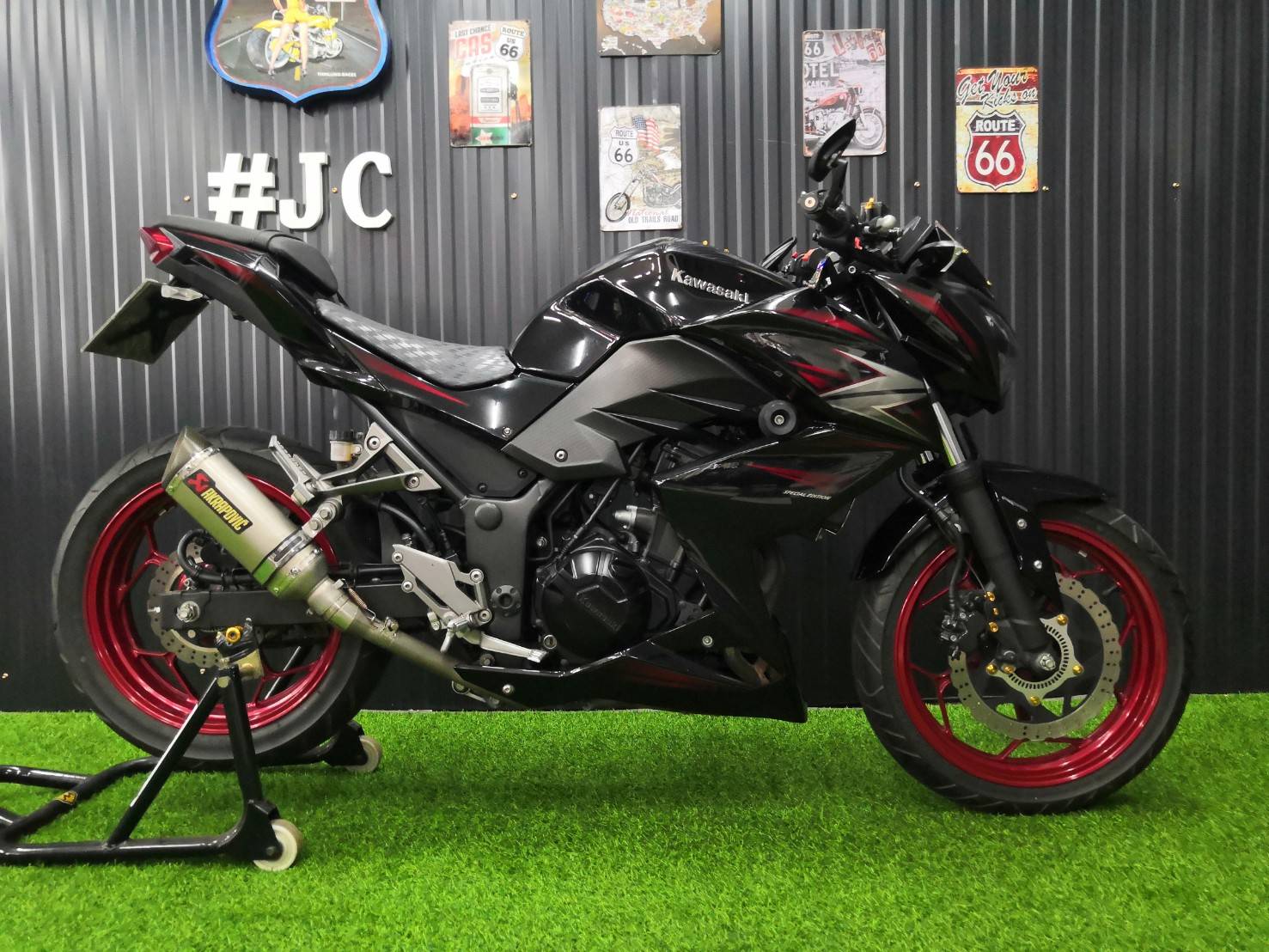 #Z300ABS รถปี 2016 ไมล์แท้ 15,xxx KM. เกรด🅰️ สภาพน่าจับปัยขี่อย่างแรงส์🤘