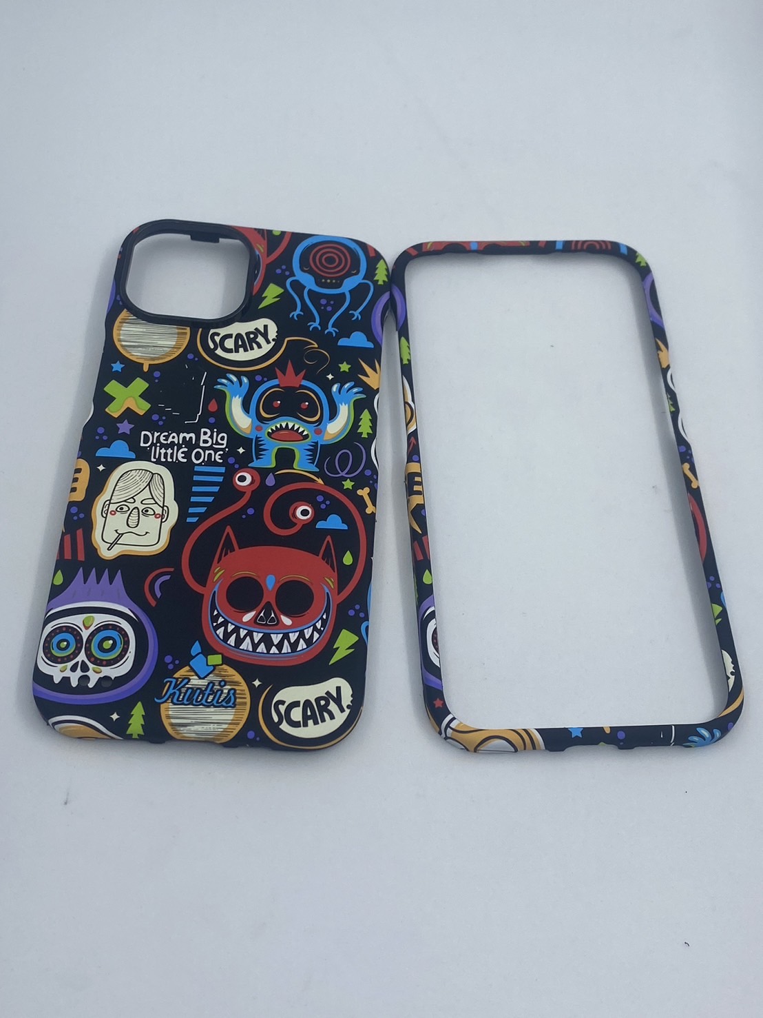 เคสคูทิส(Kutis)เคสไอโฟน14G(ลายSCARY)มาใหม่ เคสประกบหน้า-หลัง เคสเรืองแสง เคสลายวินเทจ ร้านSuperhero Klongthom