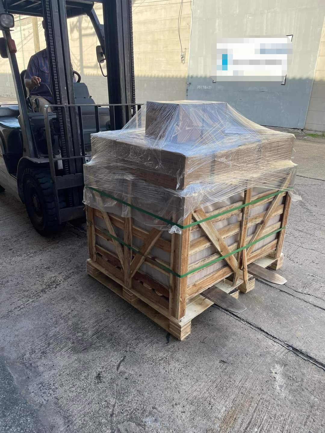 White Cloudy 10x10x1cm พร้อมส่ง