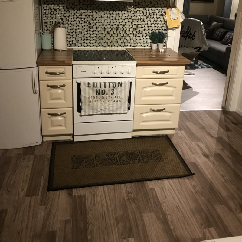 พีวีซีปูพื้น ลายไม้โมเดริน ไม้ธรรมชาติ modern natural-wood panel JP-015 หน้ากว้าง 100 ซม หนา 0.6 มม ยาวเมตรละ