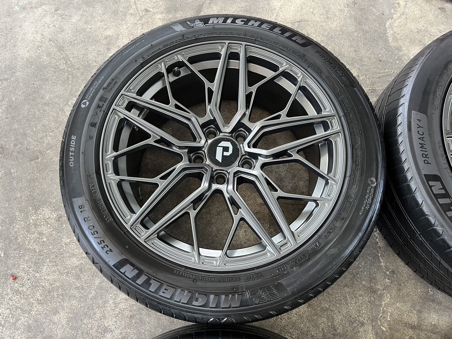 ✨ล้อแม็ก✨5รู114 ขอบ 18 พร้อมยาง 235-50-18 Michelin ปลายปี 20