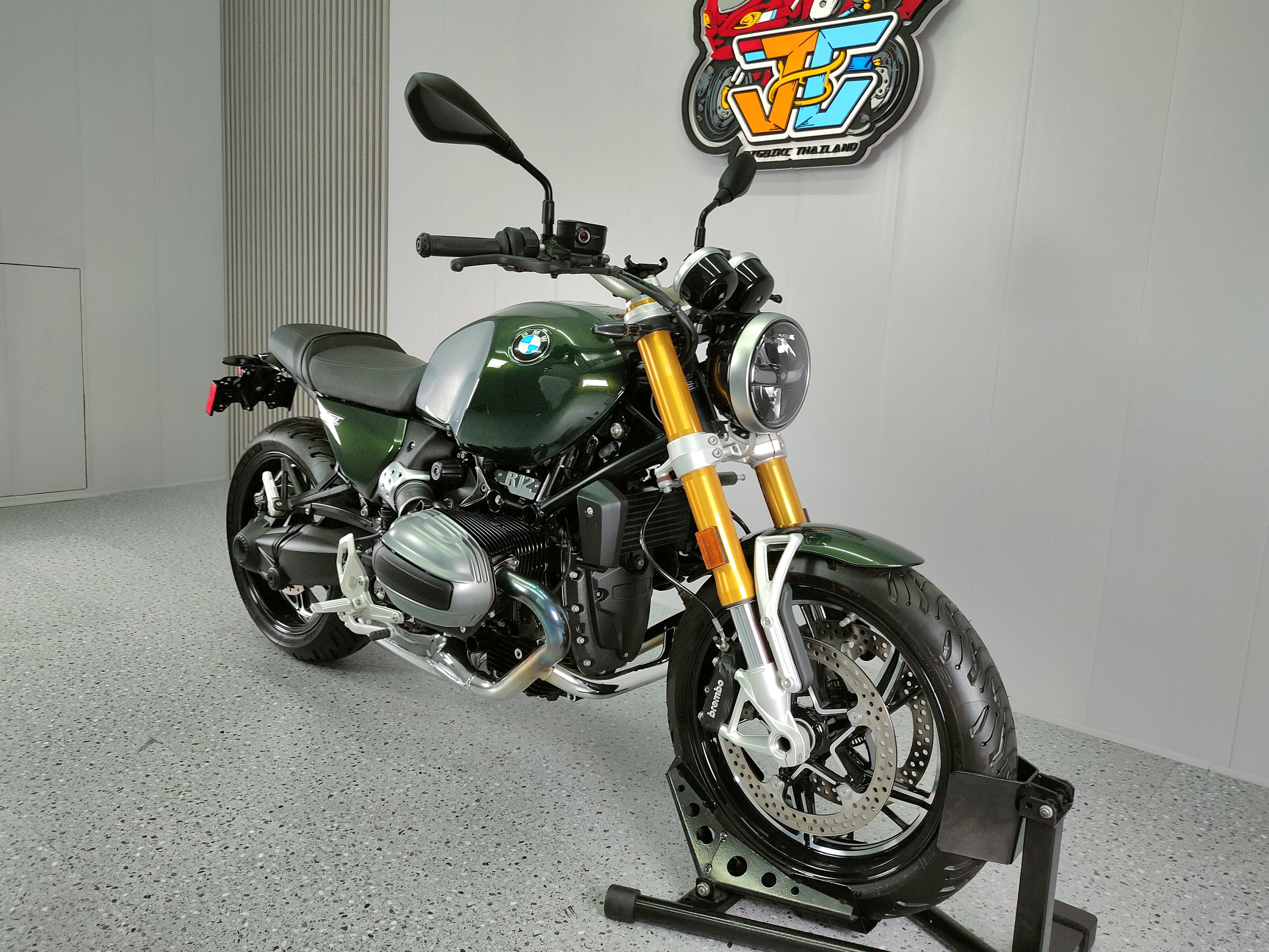 รถยังไม่ได้จดทะเบียน❓️❓️ BMW R12 NINE T . . . ใหม่กว่านี้ต้องโชว์รูมเท่านั้น ‼️