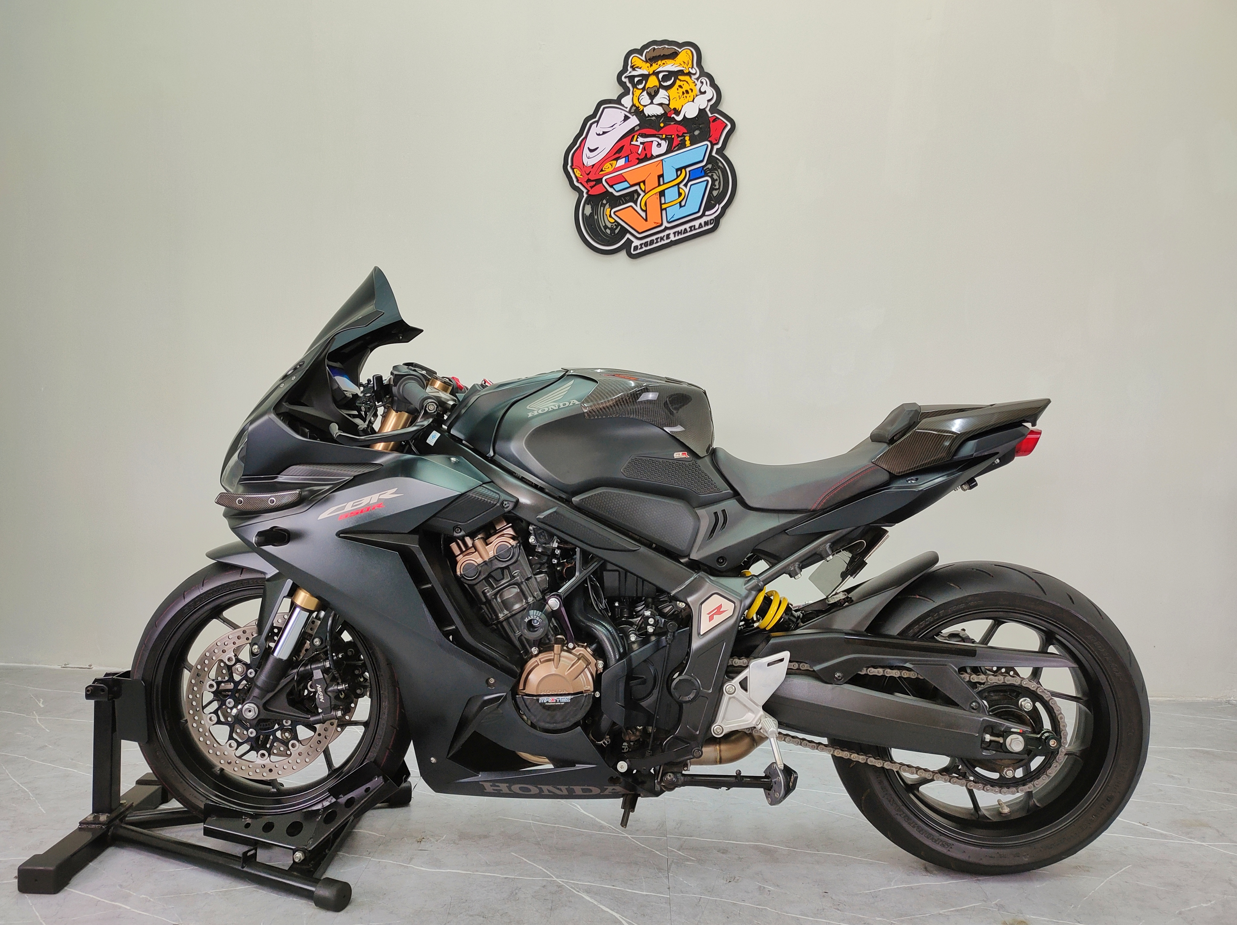 สายจอด 💢 ดุดันคมเข้ม HONDA CBR650R จดปี2020 นางฟ้า...เเต่งจัดเต็ม ❤️🔥