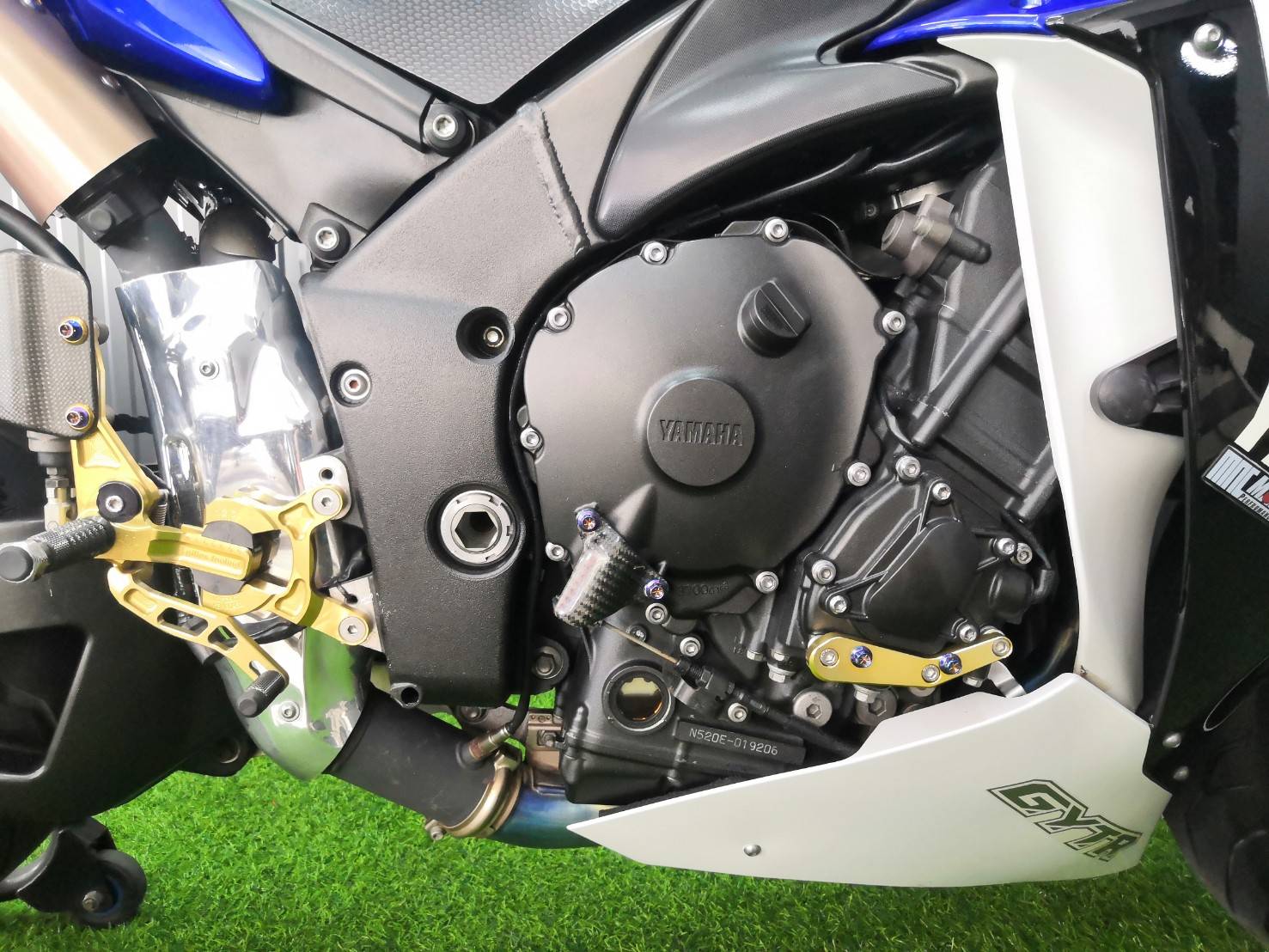 >>>YZF-R1<<< เอเลี่ยน รุ่นไฟ Daylight จดกลางปี 2013