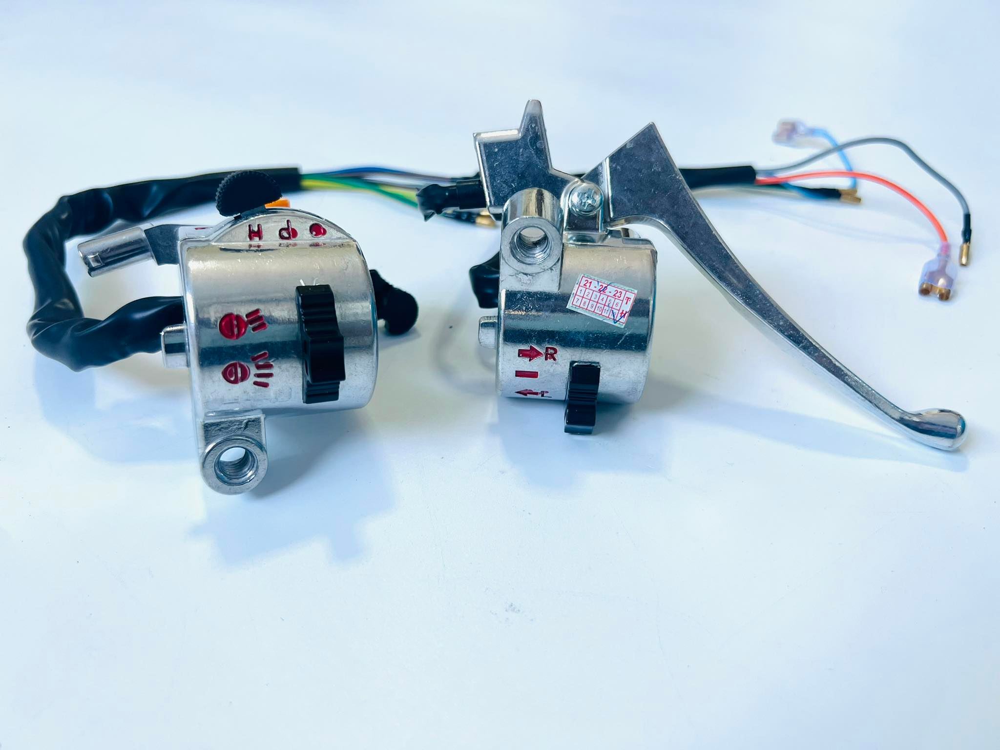 สวิทแฮนด์ชาลี chaly รุ่นมีครัช ครบชุด A32