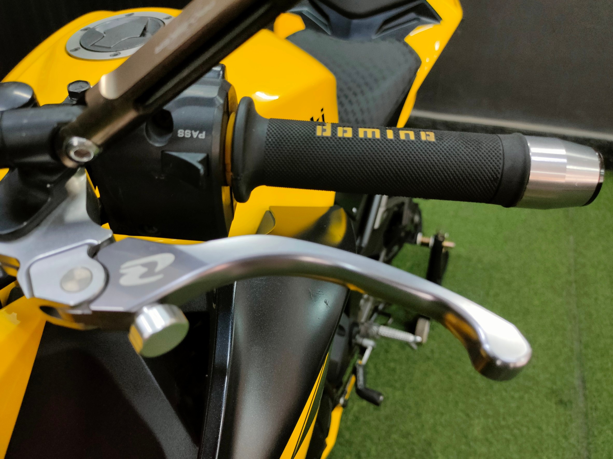 จี๊ดเลย‼️ สีนี้ 🤗 KAWASAKI Z300 จดกลางปี 2015 ใครหัดขับ มาจัดไปเลยจ้า 🤘