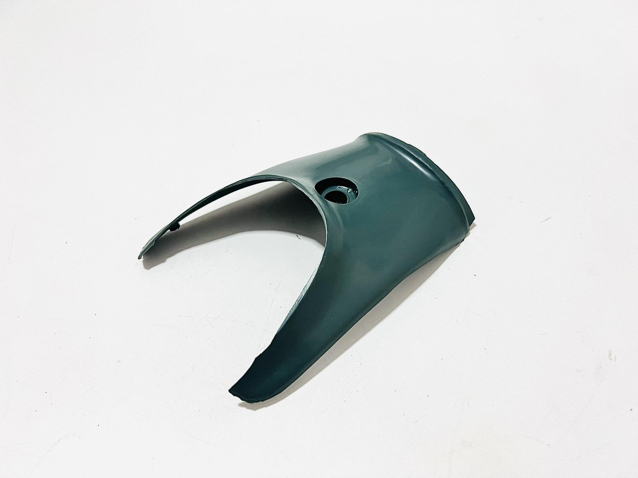 บังตะเกียบหน้า C70 สีพื้น สีขาว