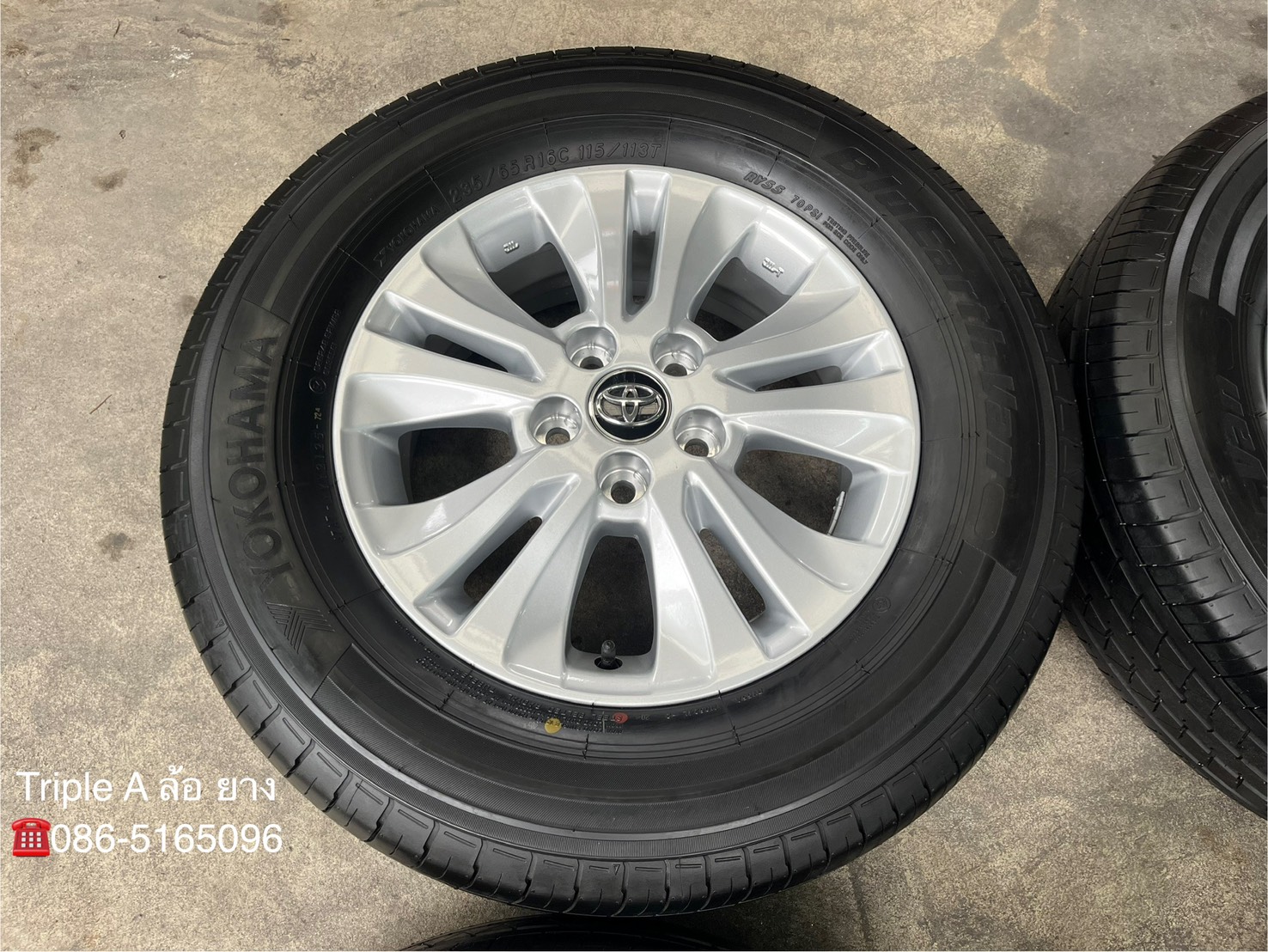 ✨ล้อแม็กป้ายแดง 5รู114✨Toyota Revo ขอบ 16 พร้อมยางป้ายแดง 235-65-16 Yokohama💥ปี 25💥