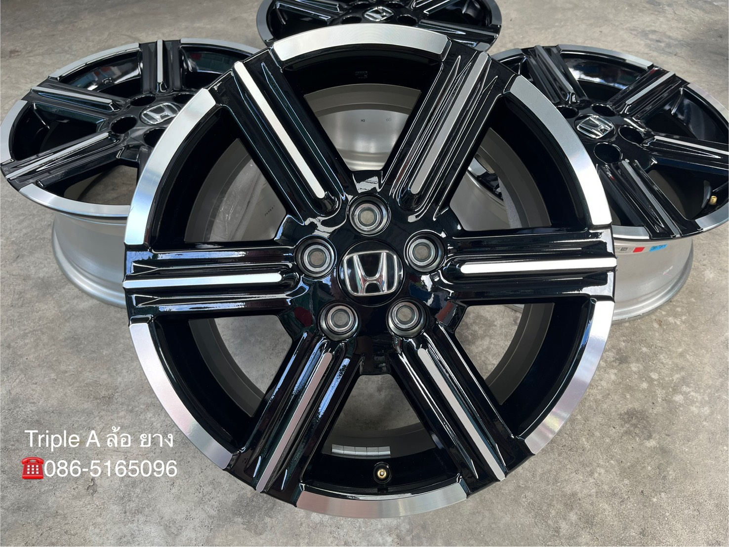 ✨ล้อแม็กป้ายแดง✨Honda HRV รุ่นใหม่ล่าสุด ขอบ 17 ดำหน้าเงา💖สวยกริ๊บ💖