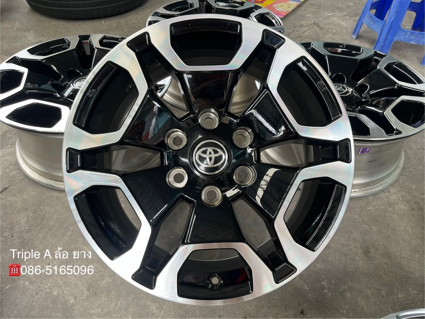 ✨ล้อแม็ก✨Toyota Revo รุ่นใหม่ล่าสุด ขอบ 18 ดำหน้าเงา🚘ใส่กับ Fortuner Revo Vigo 6รู139 ได้เลย