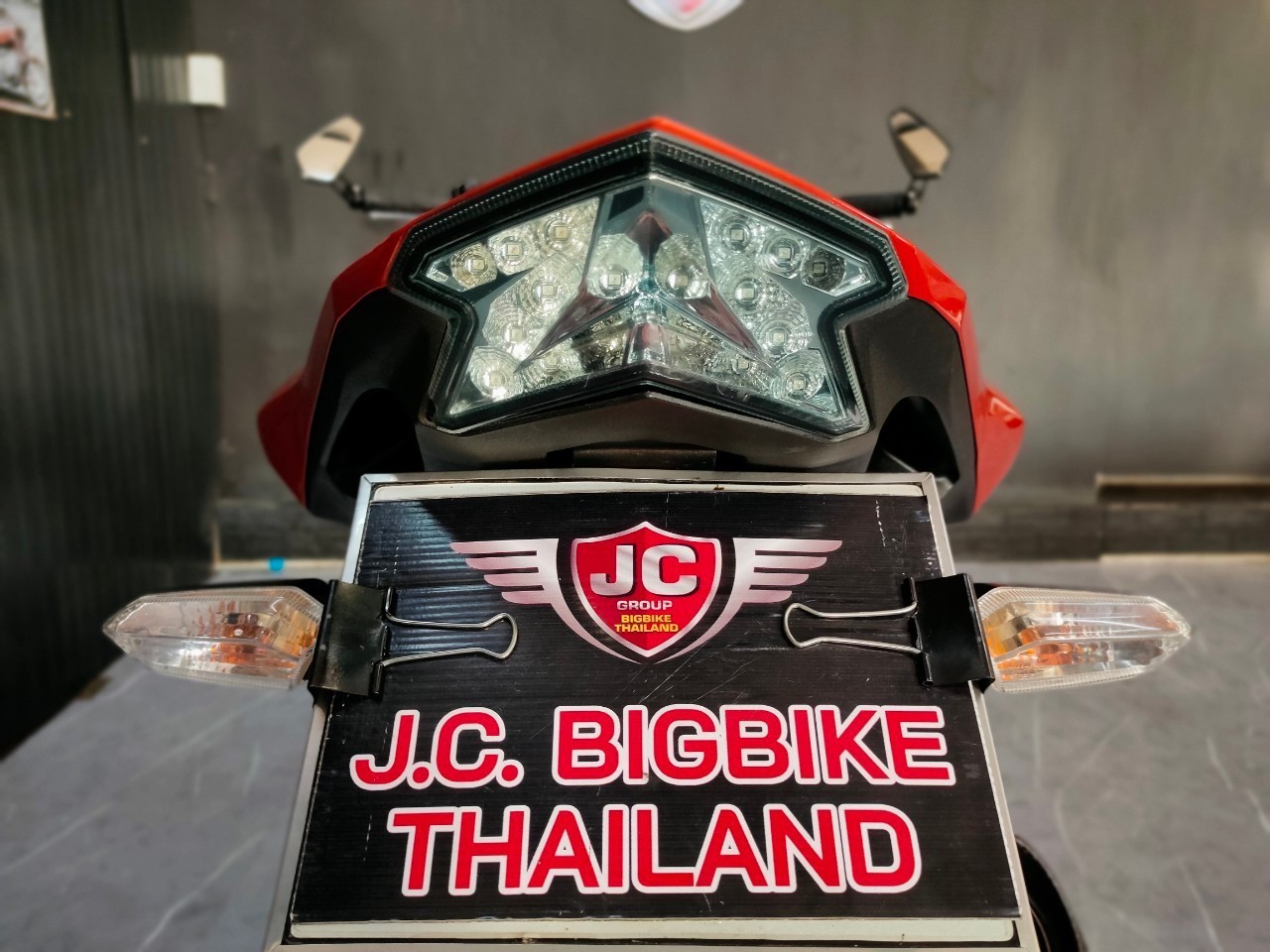 ทรงดีพิมพ์นิยม KAWASAKI Z800 ปี 2014 เครื่องดีสีสวยออกรถ ⭕ บาท...ให้ไวเลย‼️