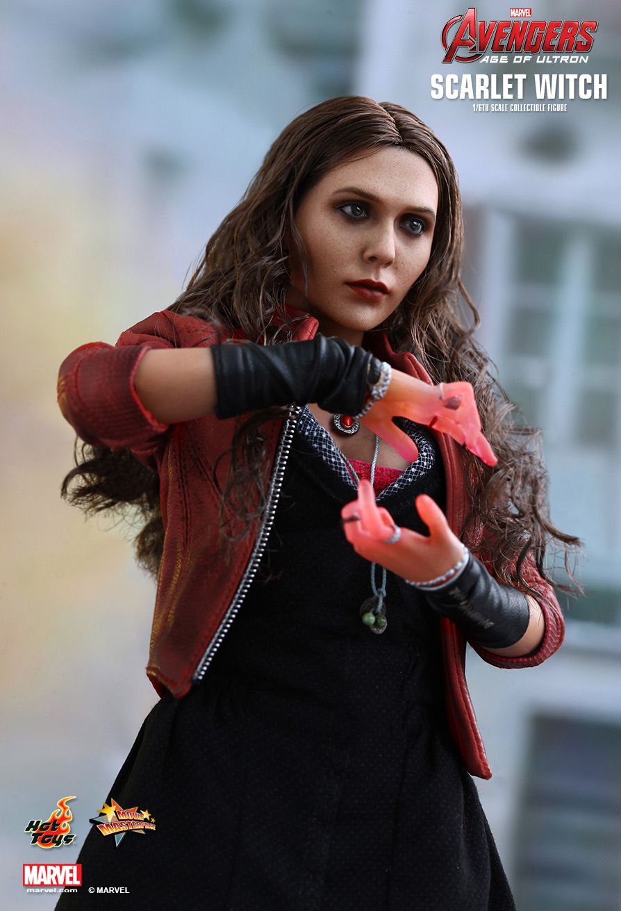 Hot Toys MMS301 AVENGERS AGE OF ULTRON - SCARLET WITCH