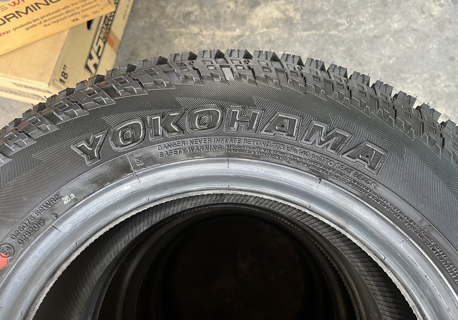 💥ปี 25💥✨ยางใหม่💯✨205-70-15 Yokohama💖ใหม่กริ๊บ💖