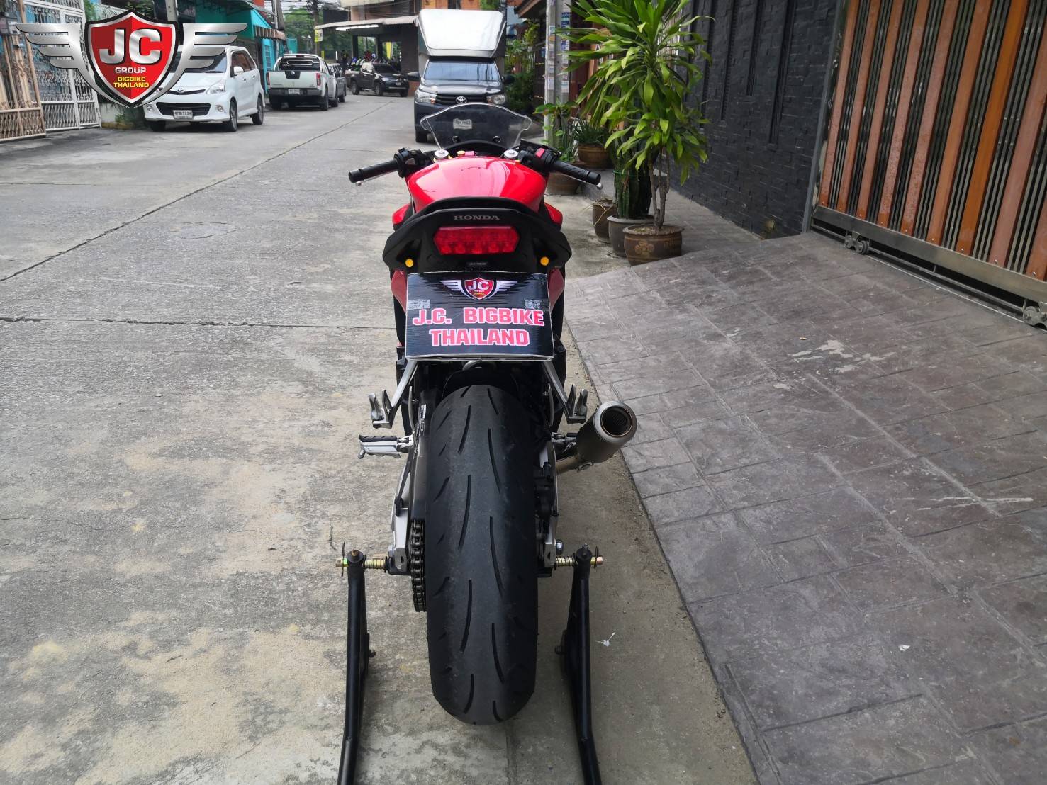 🔥พร้อมลุย🔥➡️➡️➡️𝐂𝐁𝐑-650𝐅 ⬅️⬅️⬅️รถปลายปี 2015 มือเดียวสวยเด็ด‼️