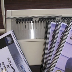 เข้าเล่มสันเกลียวพลาสติก