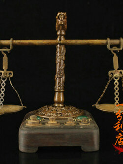 ตราชั่งจีนโบราณงานทองเหลือง ของเก่าของสะสม ของแท้จากร้านของเก่าในปักกิ่ง