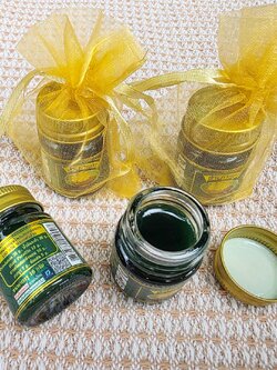 ของชำร่วยงานศพ ยาหม่องตราสำเภาทอง