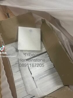 หินปูสระว่ายน้ำ white tribeca สีขาวผสมเทาอ่อนๆ