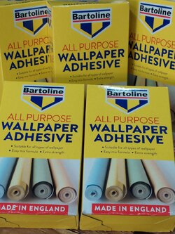 กาวผงติดวอลล์เปเปอร์