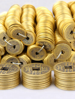 เหรียญเงินจีน,เหรียญห้าจักรพรรดิ ทองเหลืองขนาด 4.3 cm. จำนวน 100 เหรียญ