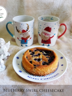 บลูเบอร์รี่ชีสเค้ก (ขนาด 2 ปอนด์) /BLUEBERRY SWIRL CHEESECAKE (2 Pound / 7'' x 7")