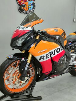 Spec.นี้ Rare จัดๆ 💥 แต่ง 100,000+ พร้อมลายเซ็นต์สด "Marc Marquez" 🏍💨 HONDA CBR1000RR REPSOL จดปลายปี 2015 โมเดล14 😎 Service ใหม่ทั้งคัน