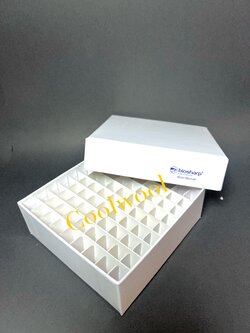 Freezing Cardboard Storage Box 81 Well (9x9) ยี่ห้อ biosharp