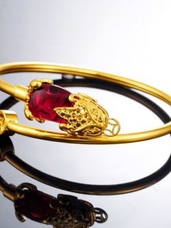 กำไลข้อมือ"ปี่เซี๊ยะแดง" กำไลมงคลเสริมโชคลาภ การเงิน