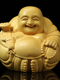 งานประติมากรรมไม้แกะสลักรูปพระสังกัจจายน์ อรหันต์แห่งความอุดมสมบูรณ์ จากมณฑลหูเป่ย์ ประเทศจีน