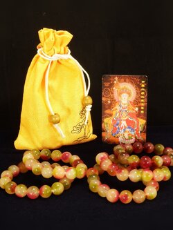 ข้อมือหินมงคล"ฮก ลก ซิ่ว" (หยกสามสี) นำโชค วาสนา การเงินดี อายุยืนยาว /ราคาต่อ 1 เส้น