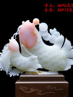 ปลาเงิน,ปลาทอง,ปลามังกรมงคลเรียกทรัพย์แกะจากหยกธรรมชาติแท้ โดยช่างฝีมือชาวจีน