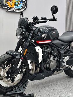 ขี่ดีคล่องตัว TRIUMPH TRIDENT660 ปี 2021 รถสวยวิ่งน้อยโปรโมชั่นโดนๆ