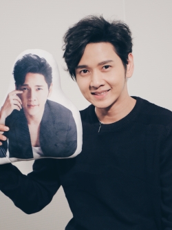 TOR SAKSIT : หมอนรักโต๋ แบบ B