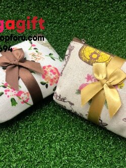 กระเป๋าสตางค์ ผ้าลายสวยผูกโบว์ ไซด์ 13*9 ซม.