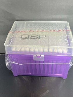 กล่องใส่ปิเปตทิปพร้อมทิป มี filter-ชนิดสเตอไรด์- QSP filter tips, racked sterile
